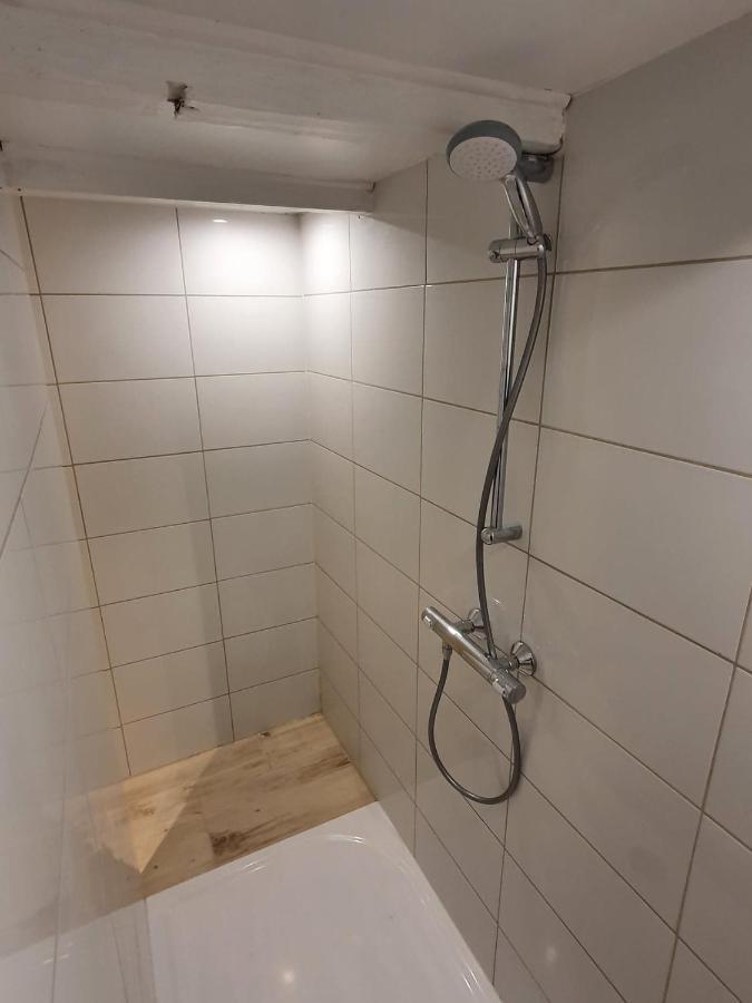 Logement Chaleureux Avec Parking Gratuit Oyre Kültér fotó